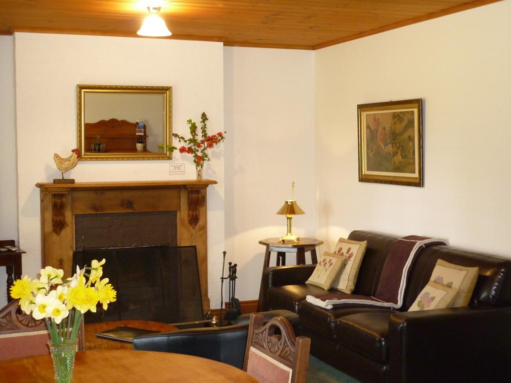 Wagners Cottages Суонси Стая снимка