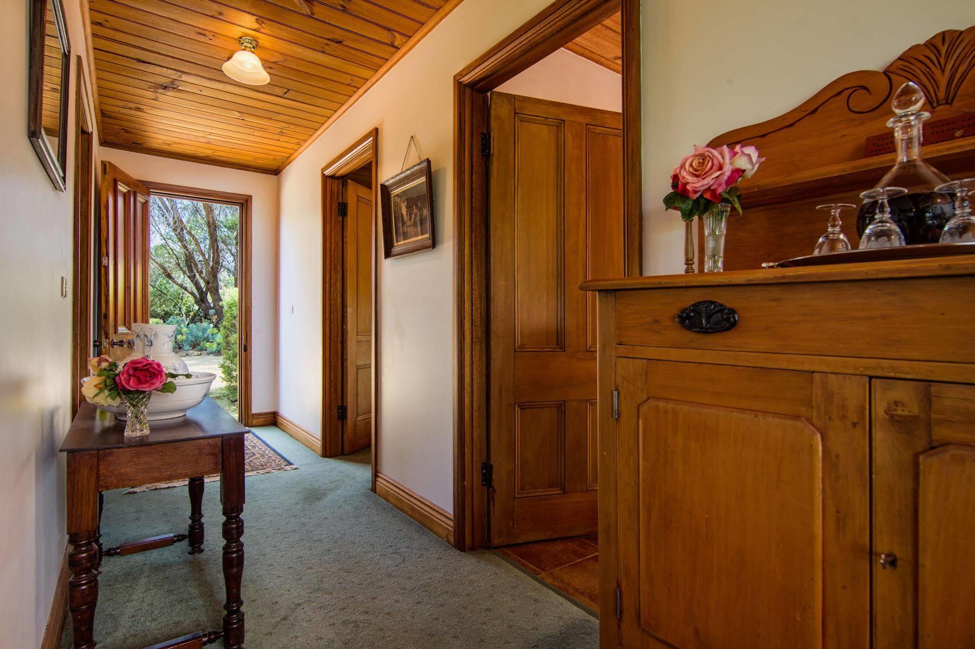 Wagners Cottages Суонси Екстериор снимка